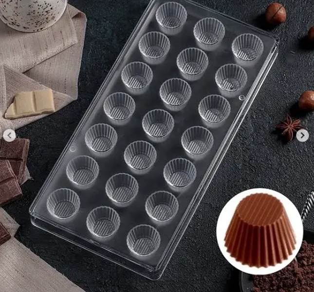 21 Cavity Ribbed Cylindrical Shape Polycarbonate Chocolate Mould