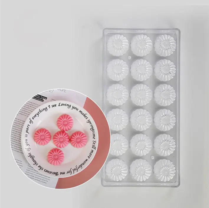 18 Cavity Flower Shape Polycarbonate Chocolate Mould Style 2