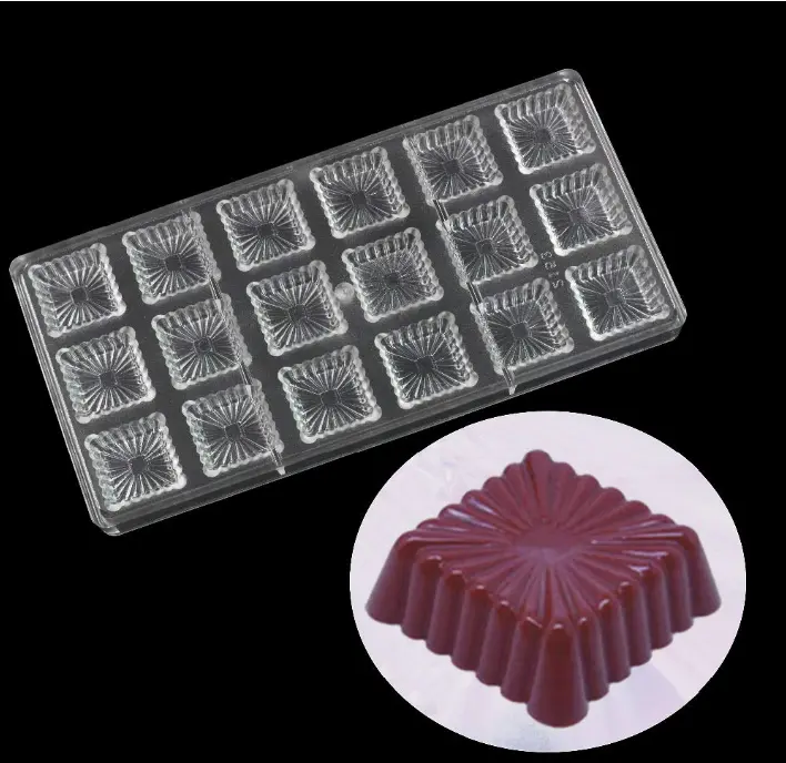 18 Cavity Fluted Square Polycarbonate Chocolate Mould