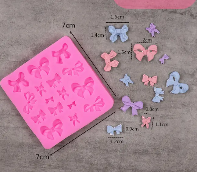 Detailed Mini Bow silicone mould Style 6