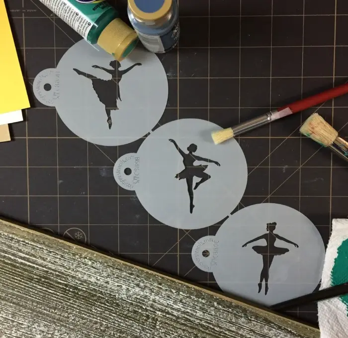 3 pcs Ballet Dancing Girl Decoration icing Stencils set