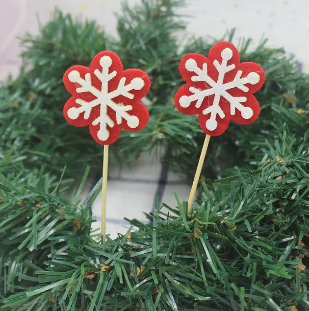 3 pcs Red and White Snowflake Topper set
