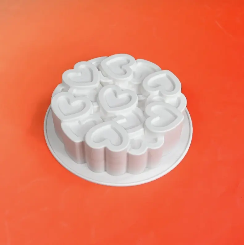 Intertwined Heart Round Silicone Chocolate Mould | Non-Stick Mould for Baking