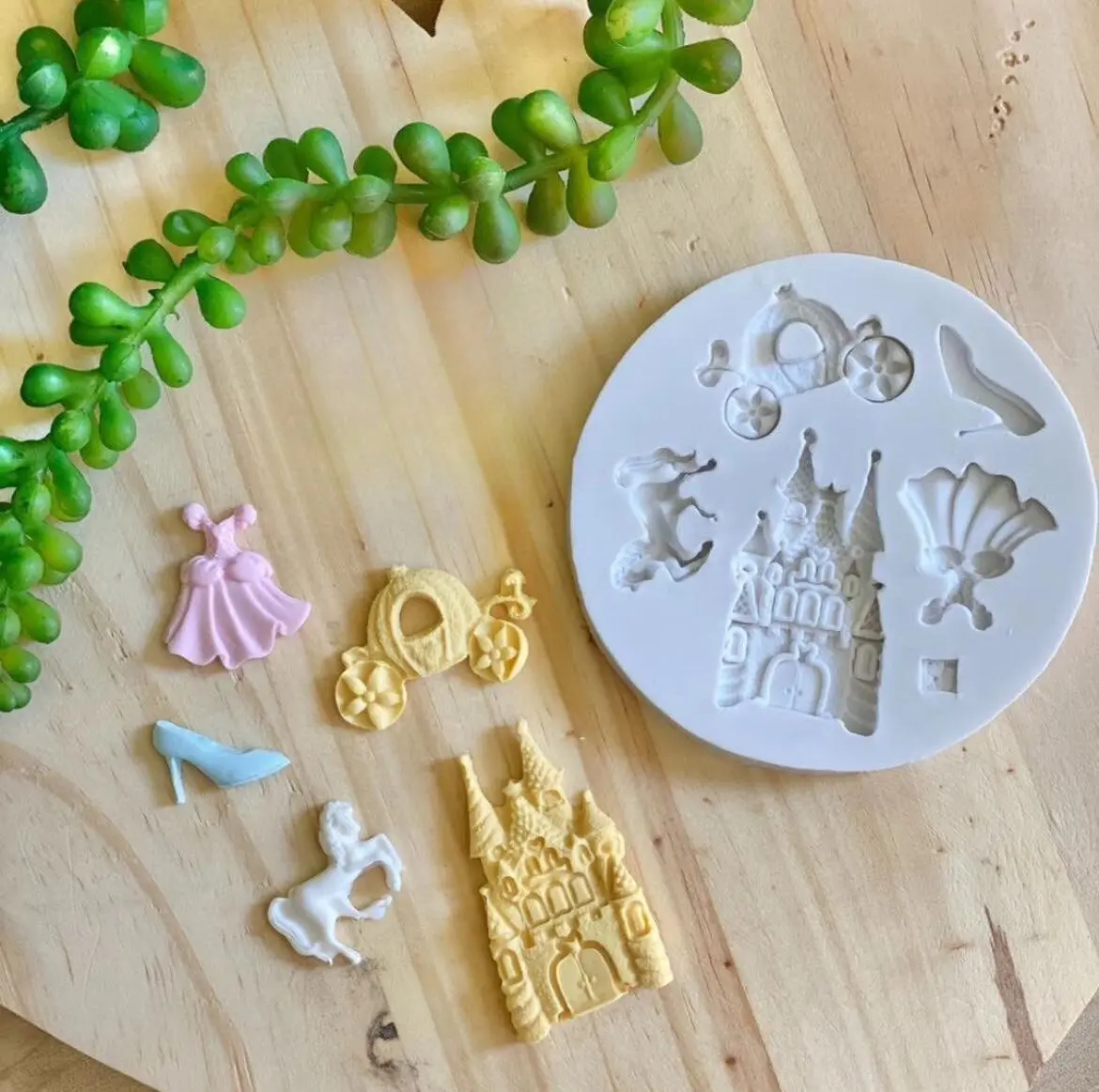 Cinderella theme Carriage castle shoe theme Silicone mould