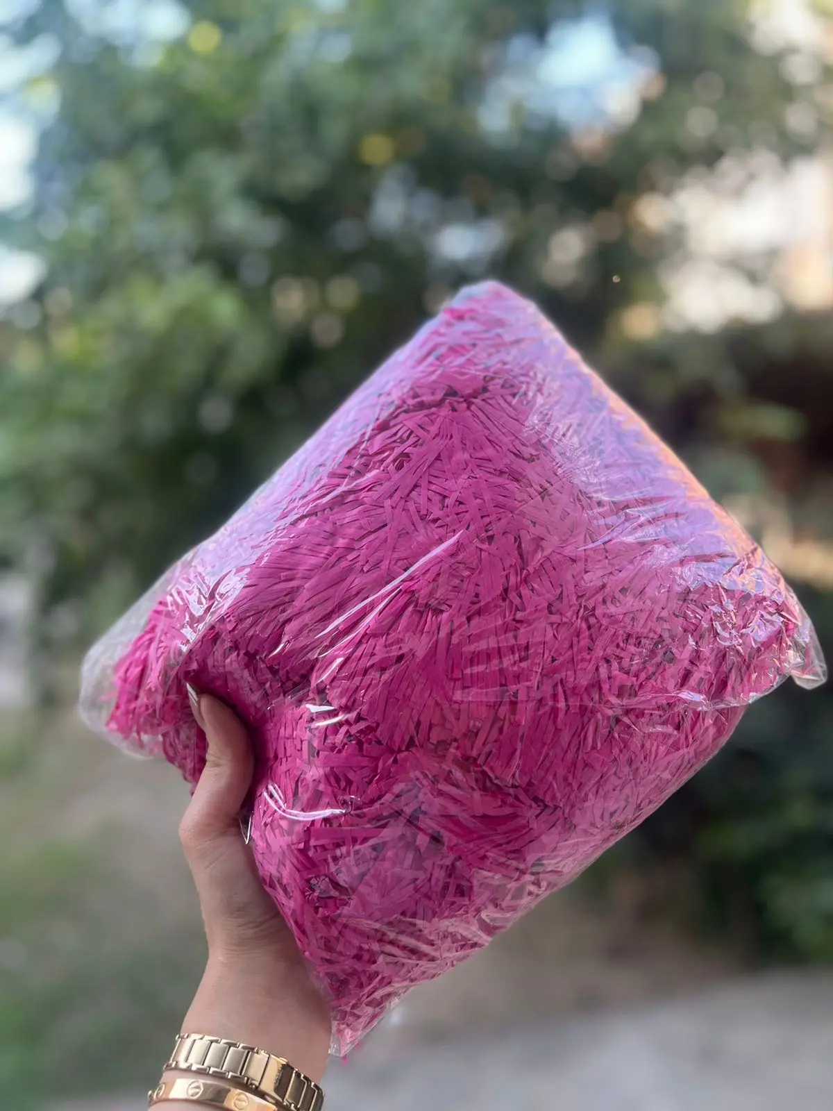 Dark Pink Shredded Paper 100 grams