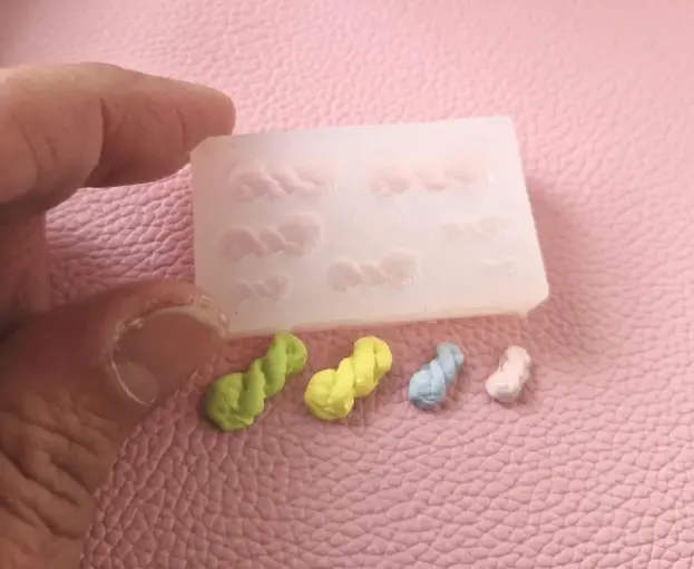 Mini Biscuit twists silicone mould