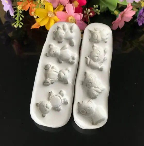 4 Cavity Cute Teddy Bear Silicone Mould for Fondant Chocolate & DIY Crafts
